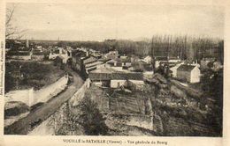 CPA - VOUILLé-la-BATAILLE (86) - Aspect De L'entrée Du Bourg Dans Les Années 20 / 30 - Vouille