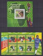 COMORES 2010 - Foot, Grands Joueurs Africains - 6 Val + BF Neufs // Mnh // CV €36 - Unused Stamps