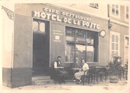 Photographie -Photo Originale  A Identifier ? HOTEL DE LA POSTE Café Restaurant PHOTO  Format 17.5 X 12.5 Cms - Da Identificare