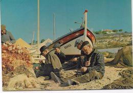 PORTUGAL-Algarve - Pescadores Consertando As Redes. - Faro