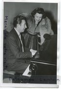 Photo De Presse  Original - CHARLES TRENET Yvette GIRAUD, L'Ame Des Poètes, Mars-1952, Pathé Marconi, Scans. - Personalidades Famosas