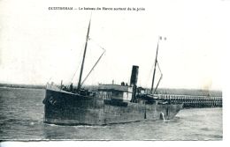 N°59338 -cpa Ouistreham Le Bateau Du Havre Sortant De La Jetée - Ouistreham