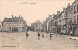 Bourbourg      59        Grand'Place      (voir Scan) - Sonstige & Ohne Zuordnung