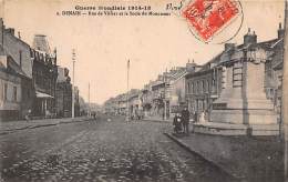 Denain     59         Rue De Villars Et Le Monument               (voir Scan) - Denain