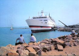 N°59443 GF-cpsm Ouistreham Riva Bella -car Ferry "le Duc De Normandie" - Ouistreham