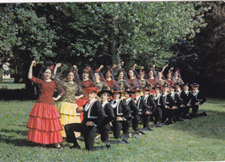 CPA CARTE POSTALE Groupe Folklorique Et Artistique De Vouillé Epoque 1900 - Vouille