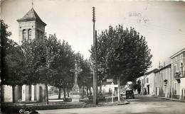 DAUSSE LE CARREFOUR L'EGLISE ET LE CAFE DU CENTRE - Sonstige & Ohne Zuordnung