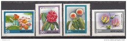 INDIA, 1977,  Indian Flowers, Set 4 V,  MNH, (**) - Nuovi