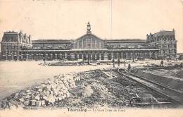 Tourcoing          59      La Gare  Vue De Face. Travaux Du Tramway           (voir Scan) - Tourcoing