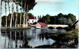 28 - VILLEMEUX -- Le Lavoir Sur L'Eure Et Le Pont - Villemeux-sur-Eure