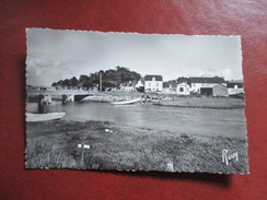 CPA PHOTO 44 MESQUER LE PONT ET LE VILLAGE DE KERCABELLEC - Mesquer Quimiac