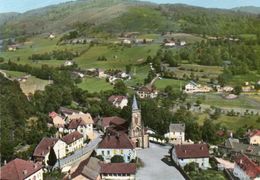 CPSM Dentellée - FRESSE-sur-MOSELLE (88) - Vue Aérienne Du Bourg Dans Les Années 60 - Fresse Sur Moselle