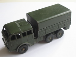 Dinky Toys N° 80 D - TOUS TERRAIN BERLIET  - Made In France   **** EN ACHAT IMMEDIAT ***** - Dinky