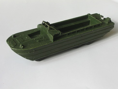 Dinky Toys N° 825  - DUKW Amphibie 6 X 6  - Made In France  **** EN ACHAT IMMEDIAT **** - Barche