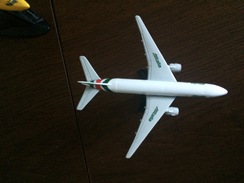 Alitalia Boeing 777majorette Scala 1:500 Nuovo - Aerei E Elicotteri