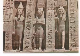 SOME STATUES OF ABOU SIMBEL      ~  1970 - Temples D'Abou Simbel