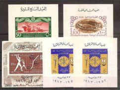 1959 1963 Egitto Egypt UAR 5 FOGLIETTI: N° 10, 11, 12, 14, 14A  MNH** 5 Souv. Sheets - Blokken & Velletjes