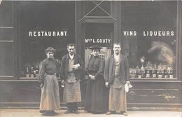 ¤¤  -   PARIS   -  Carte-Photo D'un Groupe De Personnes Devant Le Restaurant  " L. GOUTY " - Bottin 1907  -  ¤¤- - Arrondissement: 17