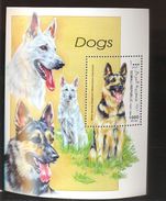 SOMALIA  1999  23  MINT NEVER HINGED SOUVENIR  SHEET OF DOGS - Dogs