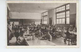 LES ARCS SUR ARGENS - Groupe Scolaire - Réfectoire Des Petits Garçons Et Des Petites Filles - Les Arcs