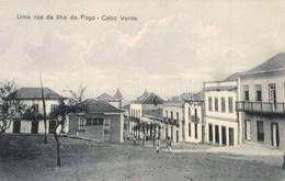 ** T4 Cabo Verde, Cape Verde; Uma Rua Da Ilha Do Fogo / Street View In Fogo Island (vágott / Cut) - Non Classificati