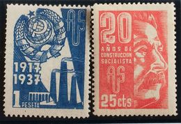 1 * 25 Cts A.U.S. 20 AÑOS DE CONSTRUCCION SOCIALISTA Y 1 Pts Azul A.U.S 1917-1937. MAGNIFICOS. (Guillamón 1684/85) - Spanish Civil War Labels