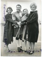 - Photo De Presse, Original - Henri Legay,  Opéra Comique,Pierrette BRUNO, Ginette GARCIN,  24-10-1960,  Scans. - Famous People