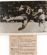 PHOTO AFP - MONTREAL - Titre Olympique Pour L'URSS Face à La ROUMANIE - Photo De YOURI  KIDJAEV - 29 Juillet 1976. - Handbal