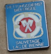 SAUVETAGE LA DE BIENNE - RETTUNGSDIENST BIELERSEE - BOUEE  - SWISS - SUISSE - SCHWEIZ   -   (19) - Medizin