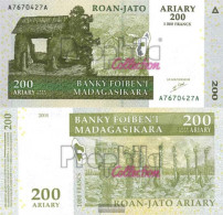 Madagascar Pick-number: 87a Uncirculated 2004 200 Ariary - Madagaskar