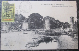 Dahomey Benin Chemin De Fer Construction D'un Pont   Cpa Timbrée - Benín