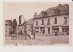 Carte Postale - ROYERE - Place De La Mayade - Hotel Restaurant - Royere