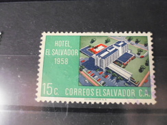 SALVADOR   TIMBRE   YVERT N°651 - El Salvador