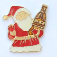 Pin's  COCA COLA - Père Noël Et Canette De Cola - LTO - G1069 - Coca-Cola