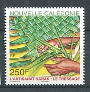 212 NOUVELLE CALEDONIE 2014 - Yvert 1229 - Tressage Mains Tressant Des Feuilles - Neuf** (MNH) Sans Trace De Charniere - Neufs