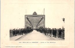 33 - CADILLAC Sur GARONNE -- Entrée Du Pont Métallique - Cadillac