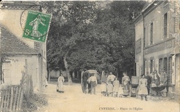 Unverre (Eure Et Loir) - Place De L'Eglise, Belle Animation Devant L'Epicerie (landau, Attelage...) - Andere & Zonder Classificatie