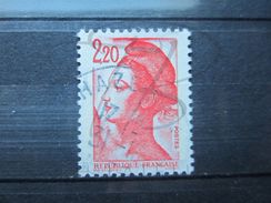 VEND BEAU TIMBRE DE FRANCE N° 2376 , AVEC MACULAGE !!! (b) - Used Stamps