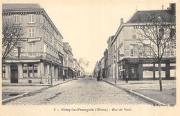 CPA 51 VITRY LE FRANCOIS RUE DE VAUX 1907 - Vitry-le-François