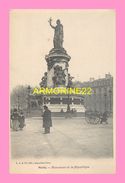 CPA PARIS  Monument De La Republique - Statues