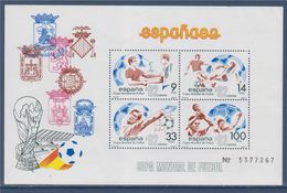 =Coupe Du Monde Football 82 Joueur Serrant La Main, Soulevant La Coupe, Dribblant, Goal, Ballons España82 Bloc 4 Timbres - Blocs & Hojas