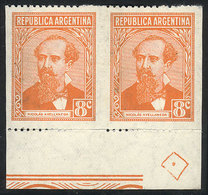 ARGENTINA: GJ.746PV, 8c. Avellaneda, Pair IMPERFORATE VERTICALLY, VF And Rare! - Autres & Non Classés