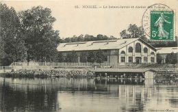 NOISIEL   BATEAU LAVOIR     ATELIER DES CAISSES - Noisiel