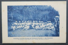 CPA THARON-PLAGE - Association Catholique Nantaise Des Colonies De Vacances - Un Groupe Se Repose Après Le Jeu - Tharon-Plage