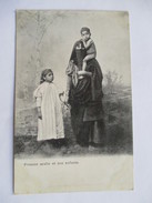 EGYPTE  -     FEMME  ARABE  ET  SES  ENFANTS          TRES   ANIME       TTB - Personnes