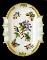 Herendi Viktória Mintás Hamutál. Hibátlan, Kézzel Festett, Jelzett. / Herend Chinaware Ashtray 15x12 Cm - Autres & Non Classés