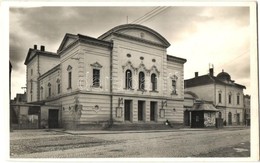 ** T2 Munkács, Mukacheve, Mukacevo; A Városi Színház Az 1939. év Január 6-iki Cseh Orvtámadás Jelével. Schönfeld Henrik  - Sin Clasificación