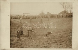 ** T2/T3 Kém Kivégzés Nagy Nyilványosság Előtt / WWI Austro-Hungarian K.u.K. Soldiers Execute A Spy In Front Of A Crowd. - Non Classés