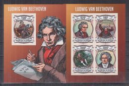 BURUNDI 2013 - Compositeurs, Musique, Beethoven - Feuillet 4 Val + BF ND Neufs // Mnh Imp // CV 71.00 Euros - Ungebraucht