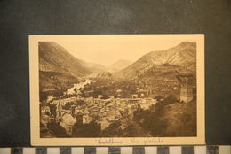 CP,  Castellane, Station Estivale, Vue Generale Et La Vieille Tour - Castellane